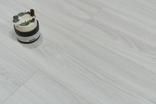 LAYPRO premium 8mm White Oak