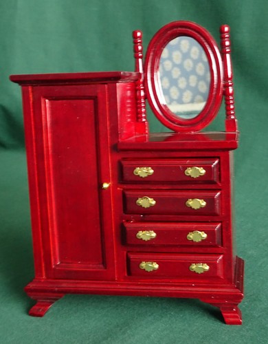 Dolls house miniature - dolls, mahogony