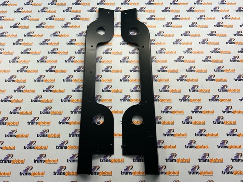 Rear quarter left right - right, hand