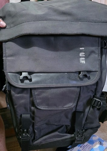 Thule dslr roll - roll, top