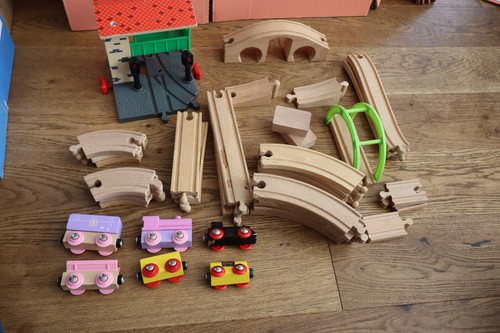 Mixed brands wooden train set - train,