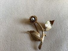 GOLDTONE TEXTURED ROSE BROOCH WITH PEARL CENTRE  - ROLLOVER CLASP FASTENING
