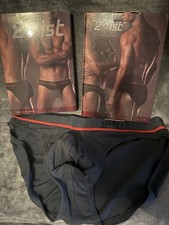 2(X)IST Sliq Brief - Small -