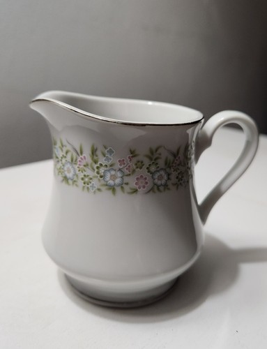 Johann haviland china creamer - johann,