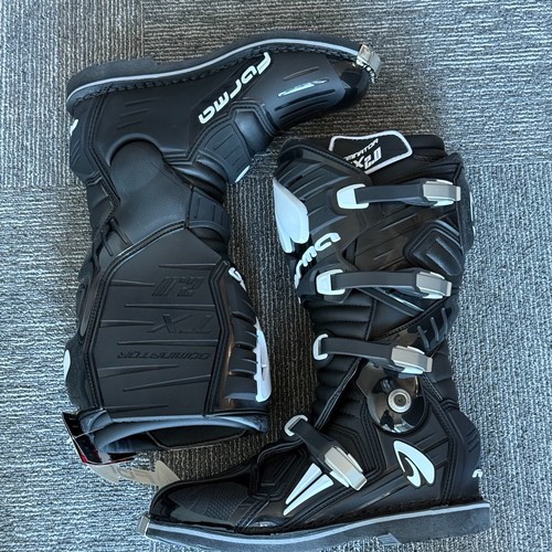 Forma dominator 0 - forma,