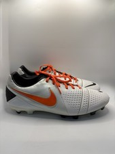 Nike CTR360 III FG football