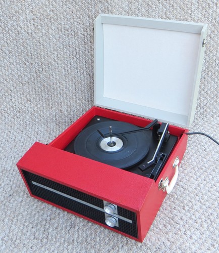 Superb red fidelity hf45 - fidelity,