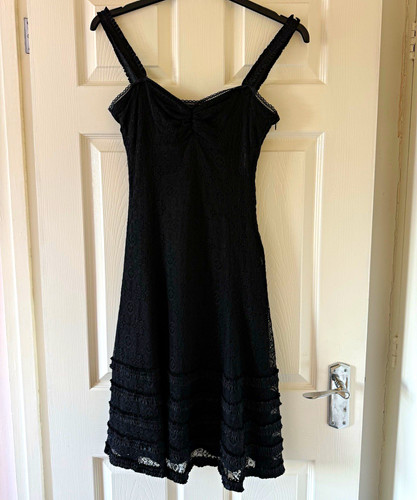 Gothic core lace ruffle - gothic,