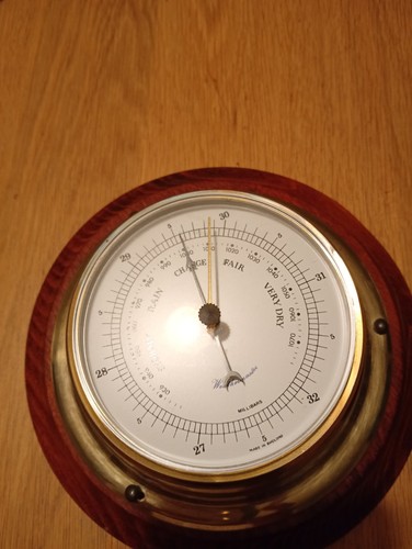 Vintage millie bars barometer - ,