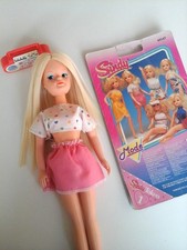 Smirky Pedigree Sindy doll 1980's with outfit .