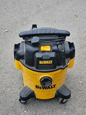 DeWalt DXV20P 20L Wet & Dry Vacuum Cleaner missing its hose