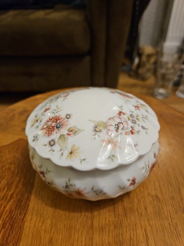 Vintage wedgewood posy pattern - vintage,