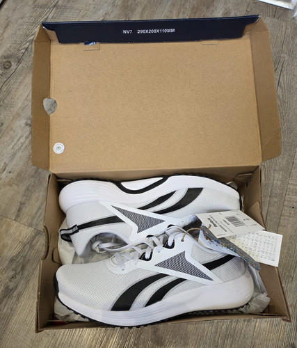 Brand new boxed reebok - uk, 7