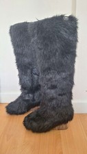 Chanel vintage black faux fur yeti boots 39 