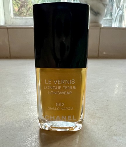 Chanel vernis 592 giallo - chanel,
