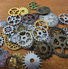 100g or 50g METAL BRONZE SILVER GOLD STEAMPUNK COGS AND CLOCKS CHARM MIX TS88
