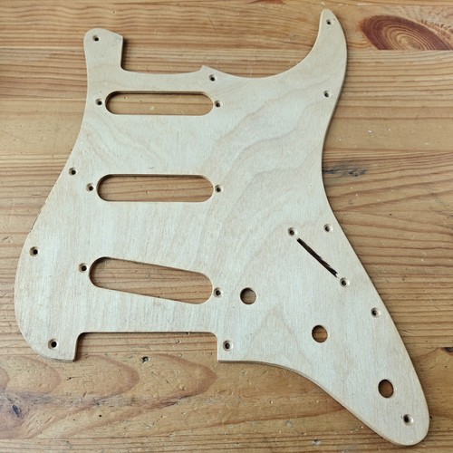 Used 2010s strat style - used,