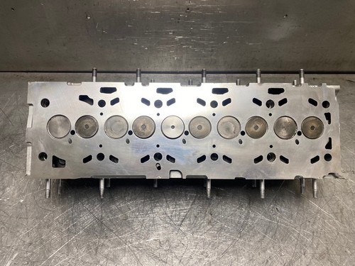 Reconditioned cylinder head - reconditioned,
