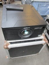 Christie DLP projector DWU775-E with short zoom lens, 7200 lumens, DP, HDMI, USB
