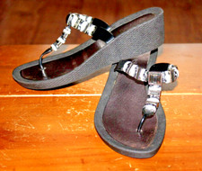 PAVERS UK 6 LADIES STONES