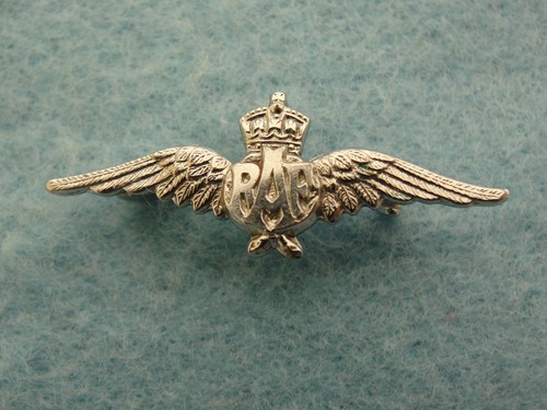 Vintage small chrome raf - small, wings