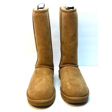 UGG® Women's Classic II Tall