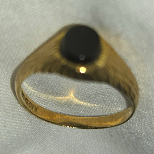 9ct yellow gold - gold, engraved