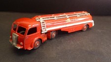 Vintage French Dinky 32c