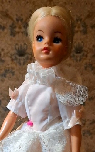 Sindy hasbro wedding dress - sindy,