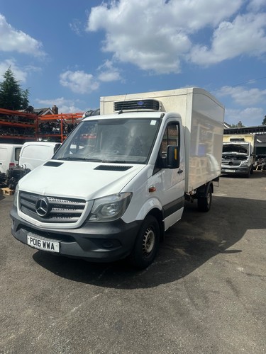 Mercedes benz sprinter box - benz, van