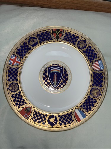 Day commemorative plate - d,