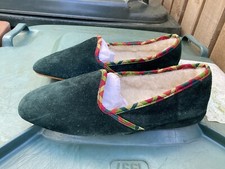 Morlands  green suede Sheepskin lined Slippers 40 eu New fits Size 6-7 uk