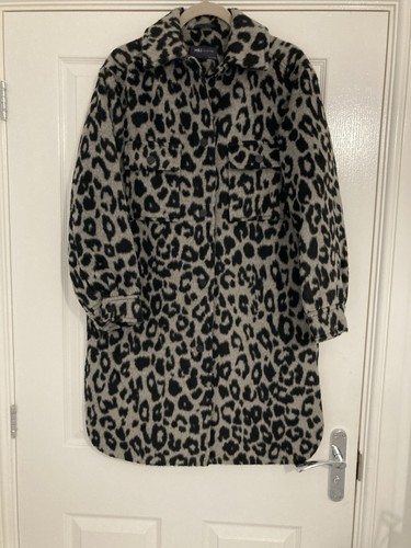 New ladies coat - new,