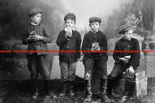 F015723 cornish school boys - cornish,