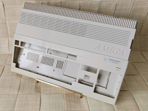 Amiga 500 plus case good - amiga, in