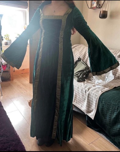 Medieval costume for women - costume,