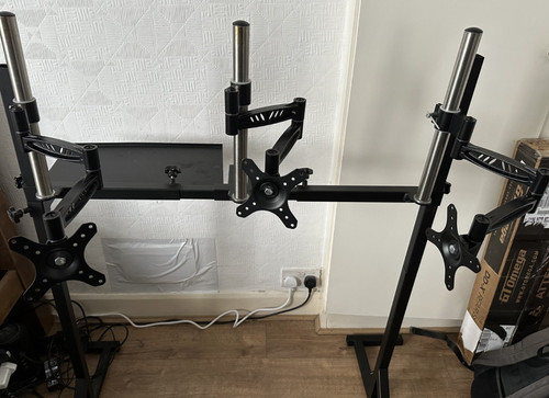 Omega pro triple monitor - gt,