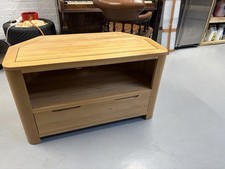 Romsey Oak Tv Unit Stand