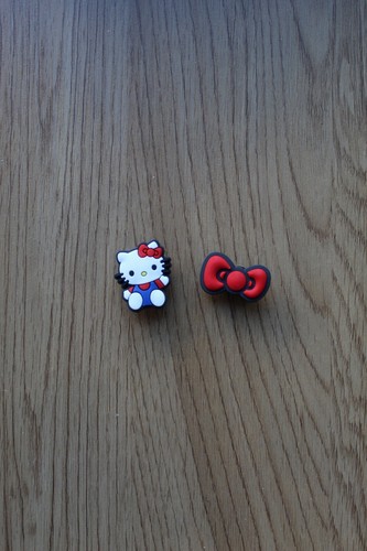 Hello kitty and - kitty, bow
