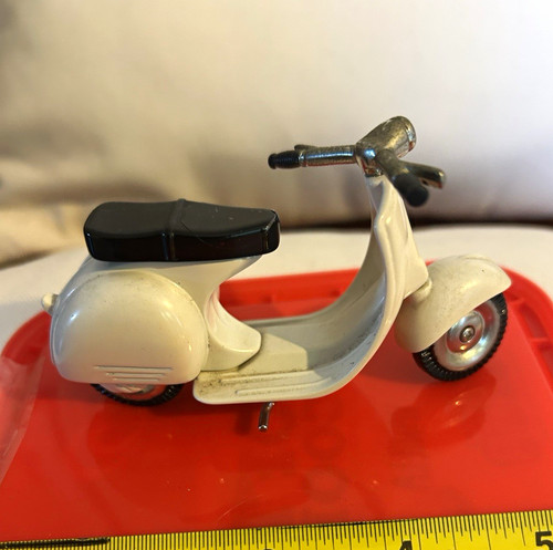 Vespa scooter miniature desk - miniature,