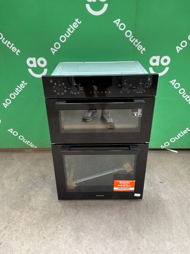 Hotpoint built 59cm - in,