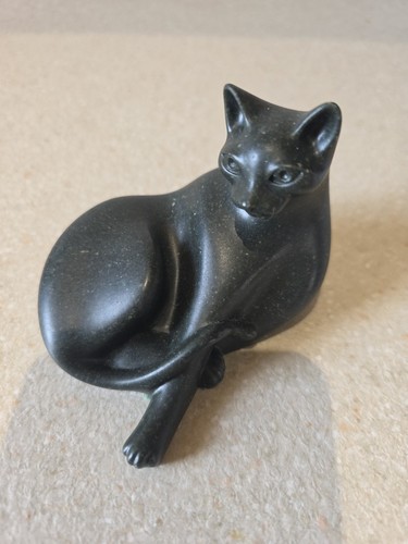 Vintage cat figurine - cat,