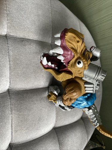 Street sharks extreme dinosaur - street,