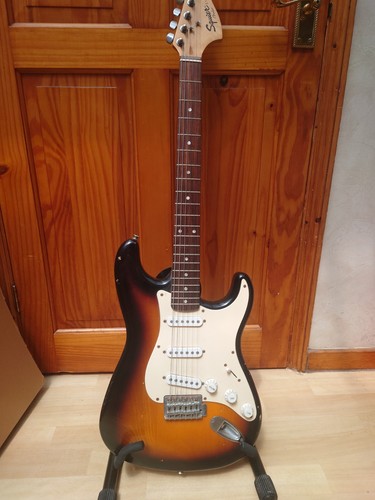 Fender squire stratocaster - squire,
