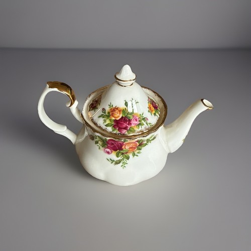 Royal albert old - albert, roses