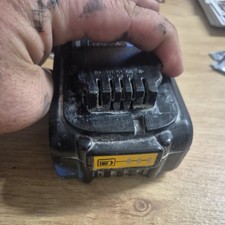 DEWALT DCB184 18V Li-Ion Battery