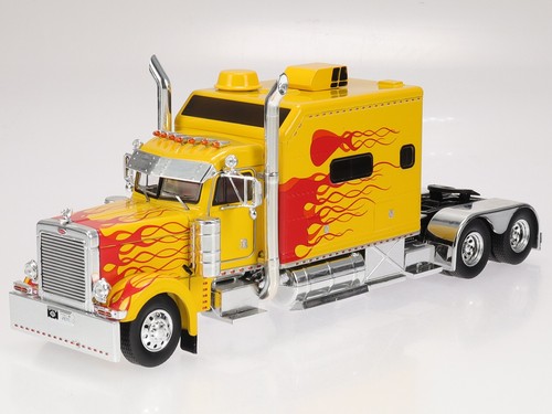 Peterbilt 379 2002 yellow