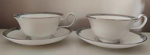 Pair vintage wedgwood - vintage,