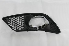 NEW Genuine Mercedes-Benz W204 LH Lower Chrome Fog Light Grille A2048850253