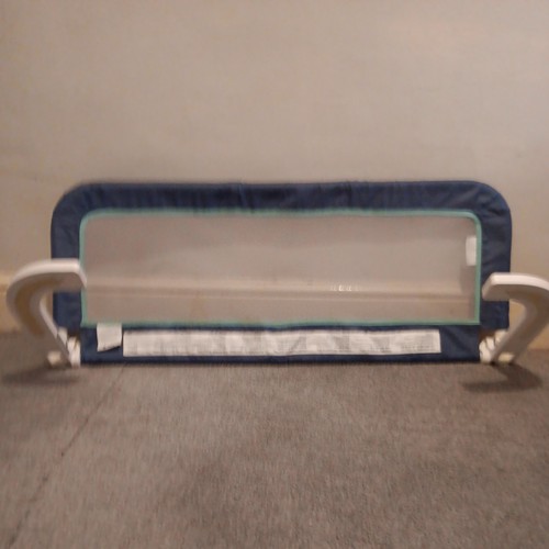 Safety 1st portable bed - portable, guard